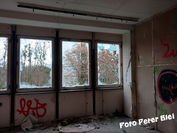 arbeitsamt-024